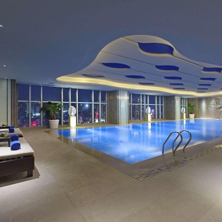 Pullman Yantai Center Hotel Bagian luar foto