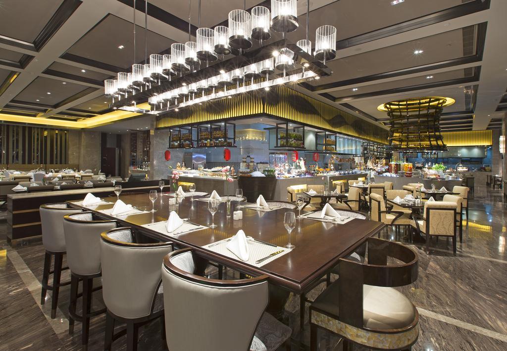 Pullman Yantai Center Hotel Bagian luar foto