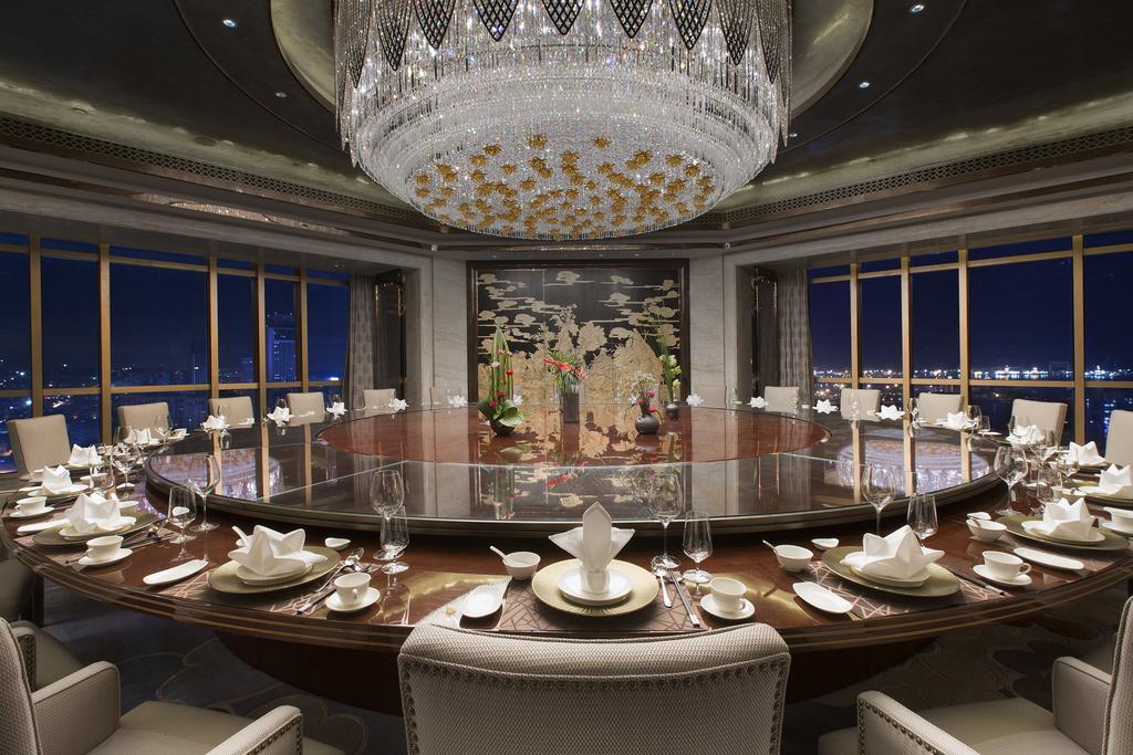 Pullman Yantai Center Hotel Bagian luar foto