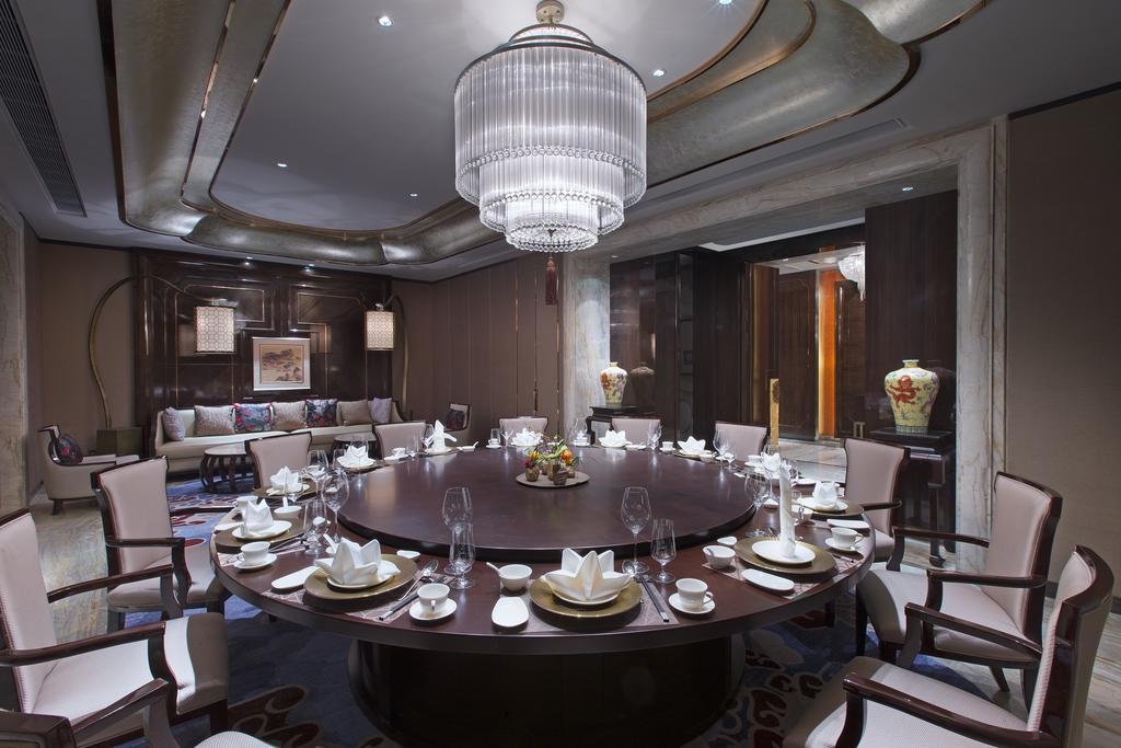 Pullman Yantai Center Hotel Bagian luar foto